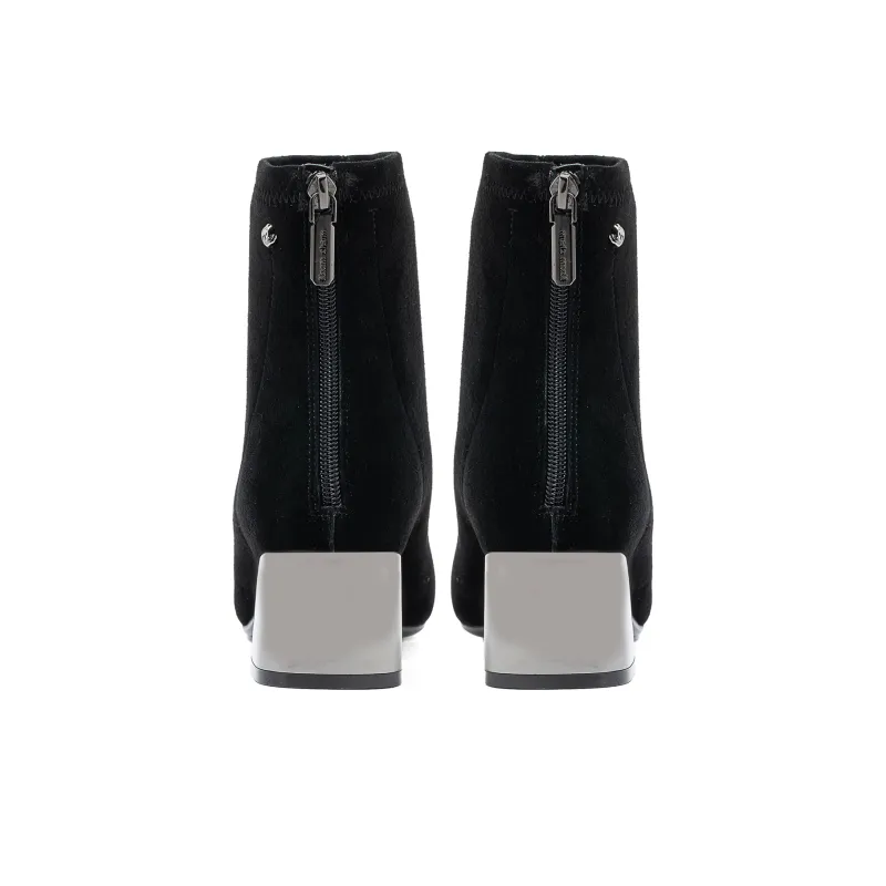 COMELY Ankle Boots Women's Black/Ecru-14