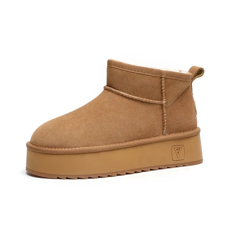 O.L Snow Boots Women's-8