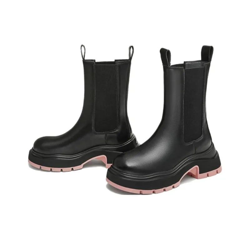 Tata Chelsea Boots Women's Black-4