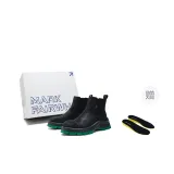 Black (Padded) (Gift Included)
