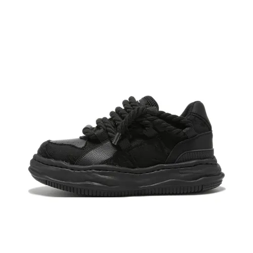 Top 10 sneakers con descuento de esta semana