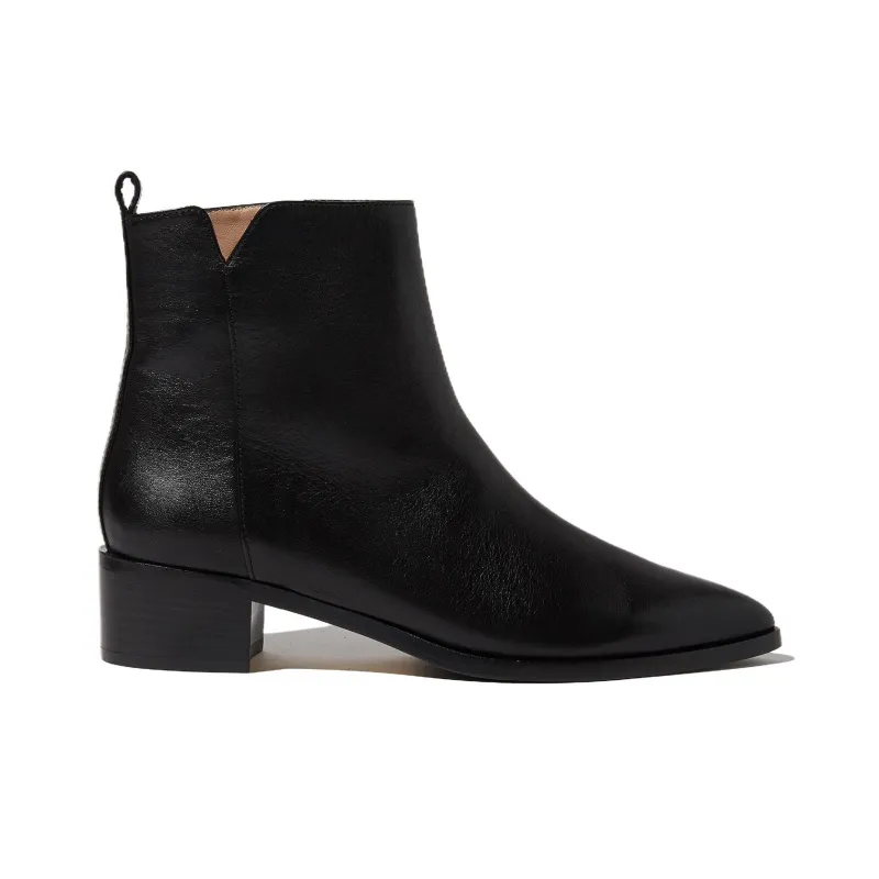 SCAROSSO Alba Zipped Ankle Boots Women's-1