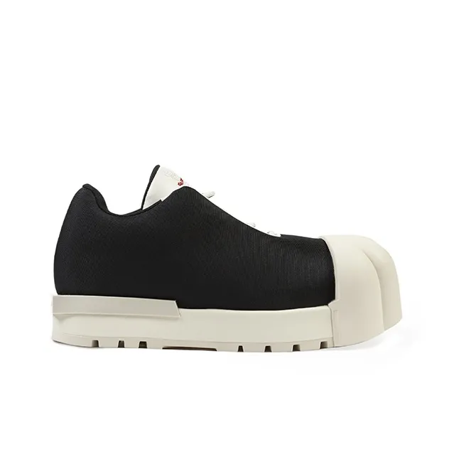 michel vivien caye low heel sandals item