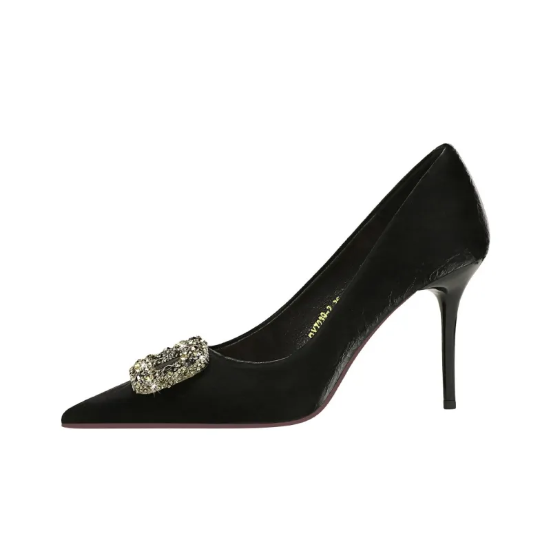 QITUMAUL Slim Heel High Heels Women's Black-3