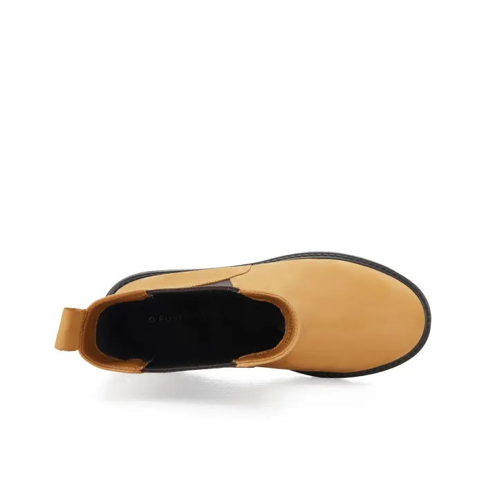 D FUSE SCANDINAVIA Crew Chelsea Boots Women's-4
