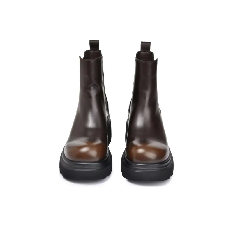 TOOMANYSHOES Road Travel Chelsea Boots Women's-8