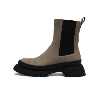 TOOMANYSHOES Britton Short Chelsea Boots Women's