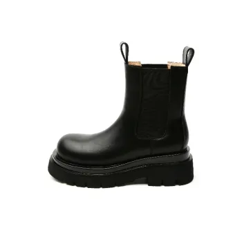 STELLA WEISZ Short Chelsea Boots Women's Black