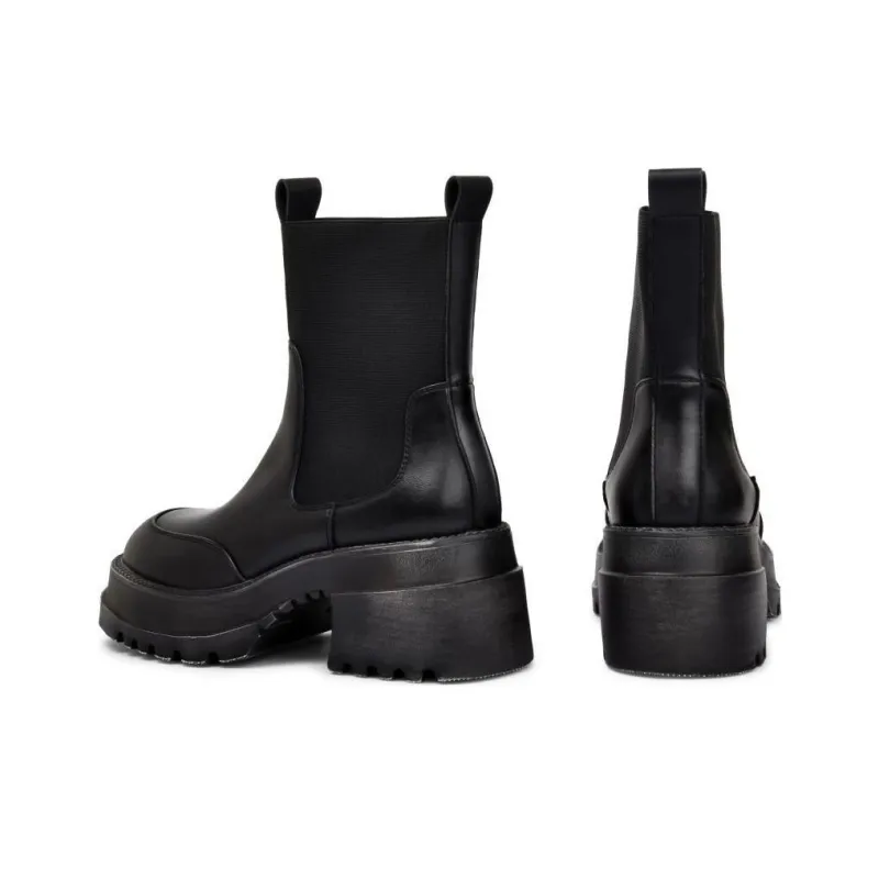 TOOMANYSHOES London Street Corner Short Chelsea Boots Women's Black-4