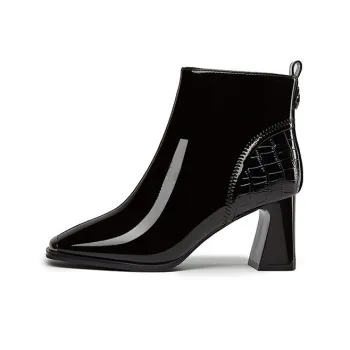 DAPHNE Ankle Boots Women's Black/White