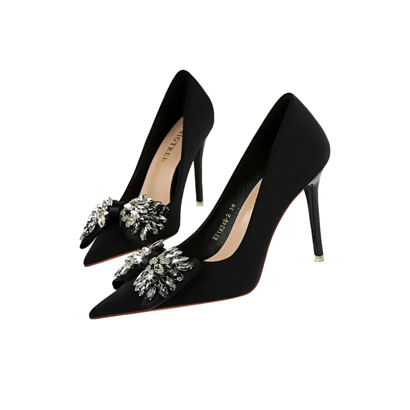 QITUMAUL Slim Heel High Heels Women's Black-5