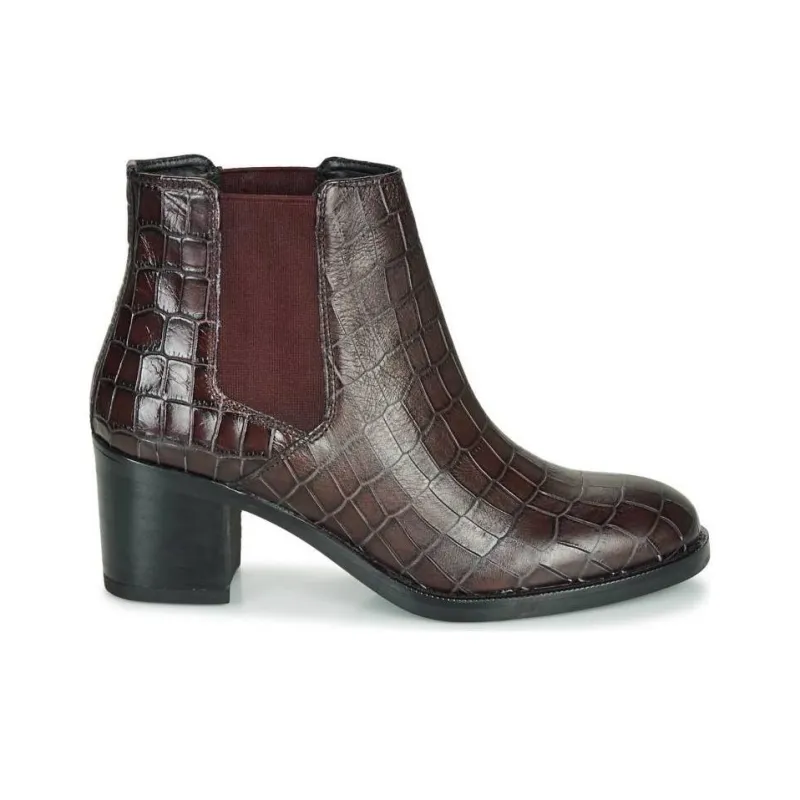 Clarks Short Chelsea Boots 5cm Women's Brown-1