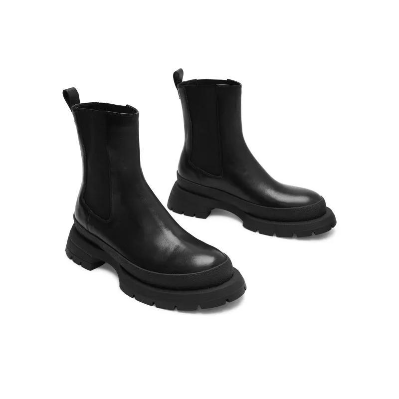 TOOMANYSHOES Britton Short Chelsea Boots Women's-5