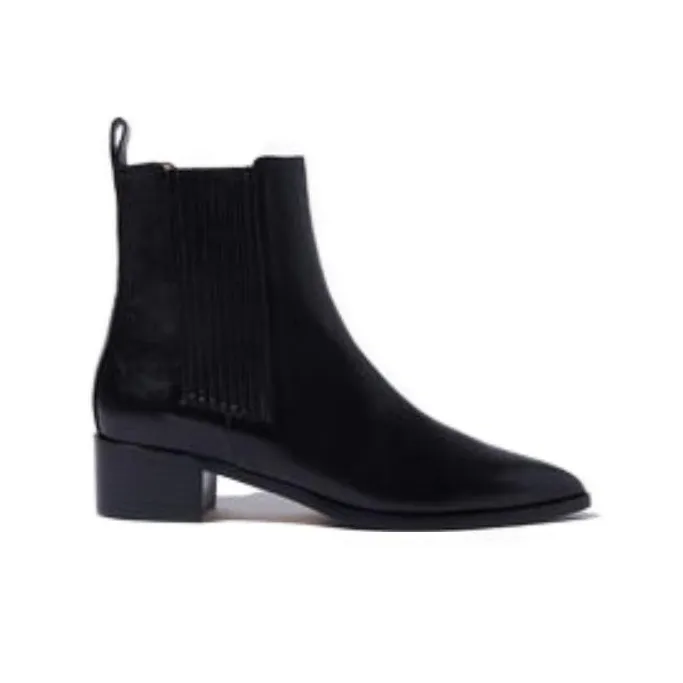 SCAROSSO Olivia Chelsea Boots Women's-1