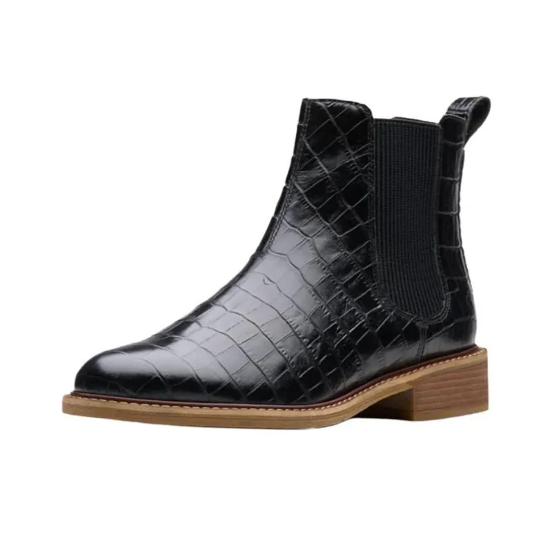 Clarks Chelsea Boots Women's Black-1