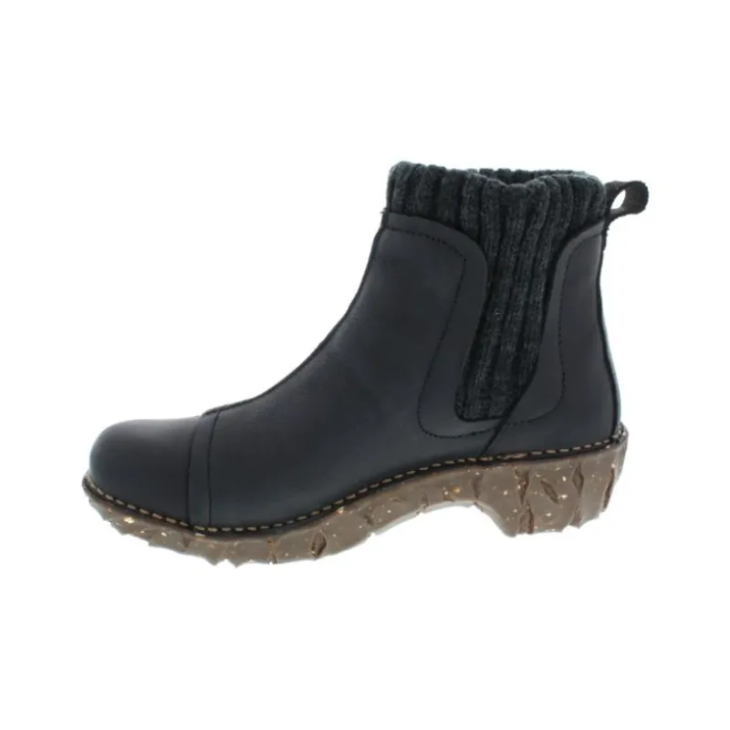 El Naturalista Short Chelsea Boots Women's Black-0