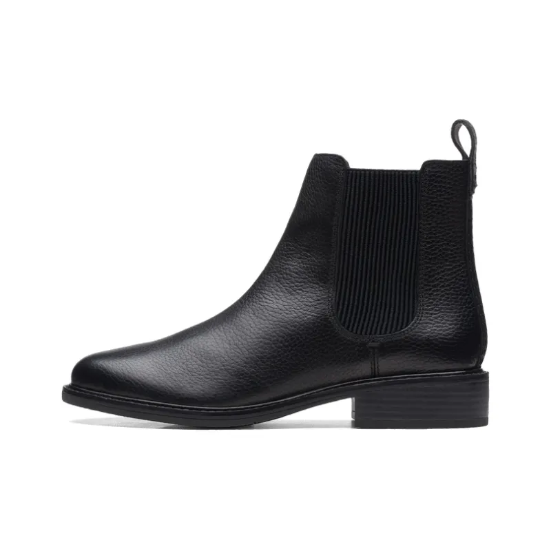 Clarks Crew Chelsea Boots Women's Black-0
