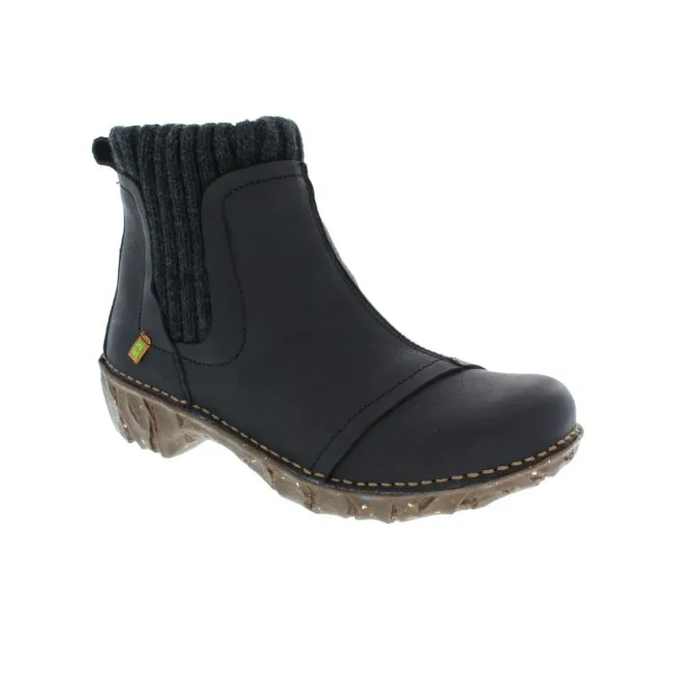 El Naturalista Short Chelsea Boots Women's Black-1