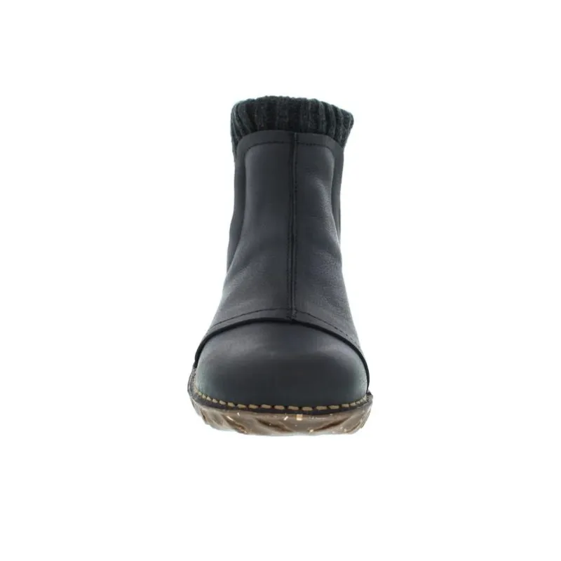 El Naturalista Short Chelsea Boots Women's Black-2