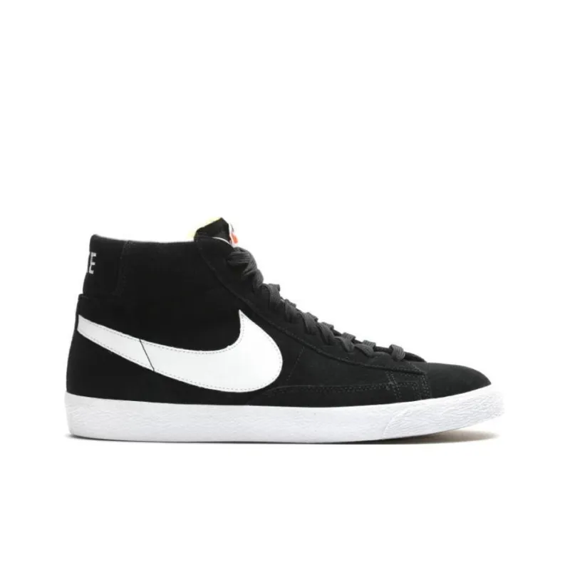 Nike Blazer Mid Premium Black White Gum-1