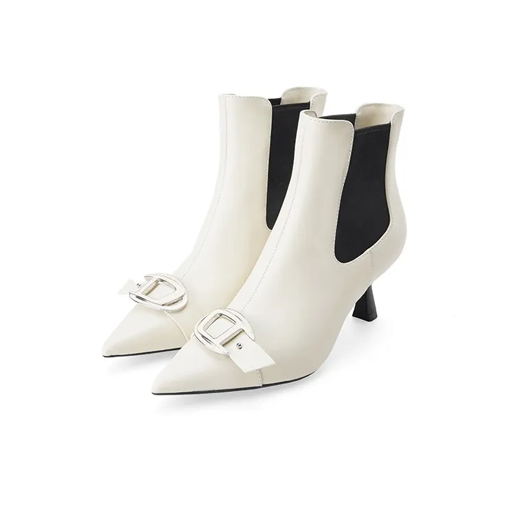 D FUSE SCANDINAVIA Short Chelsea Boots Women's-2
