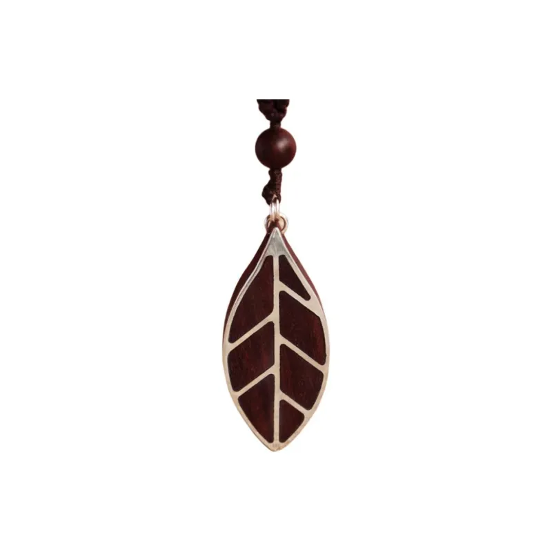 Encounter Gift Sandalwood Necklaces Unisex-0