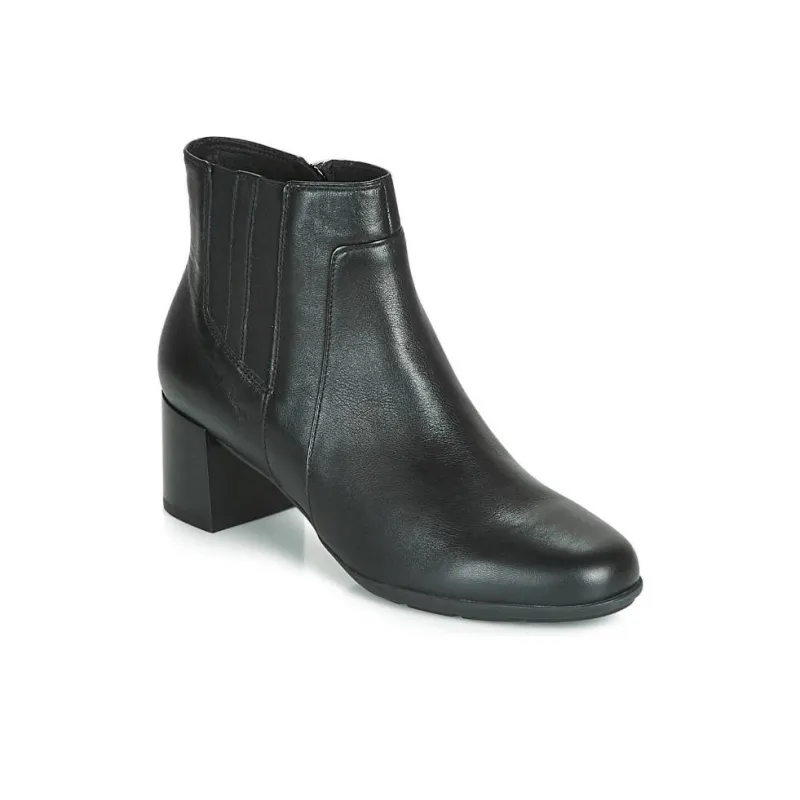 GEOX Short Chelsea Boots Women's Black-2