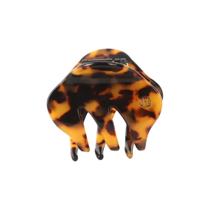 HOSUKKO TPU Claw Clip Shark Hair Clip Unisex-1