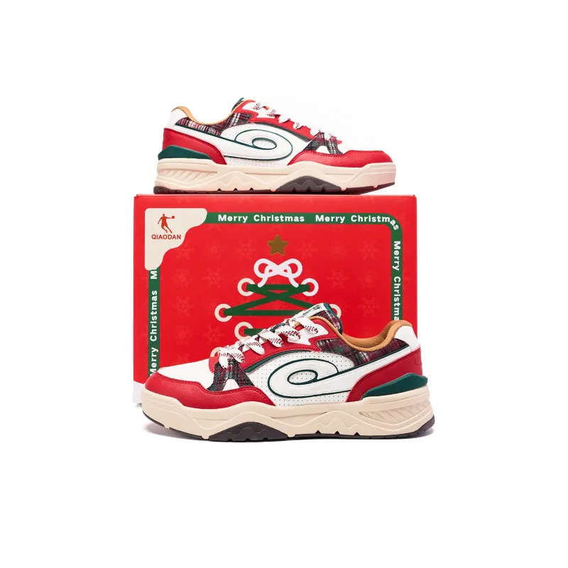 QIAODAN Rowboat Skateboard Shoes Men Low Top White Red Green-1