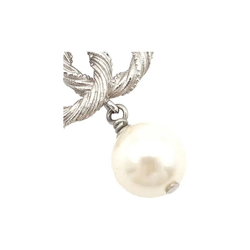 CHANEL 2015 Cc Faux Pearl Pendant Costume Necklace-2