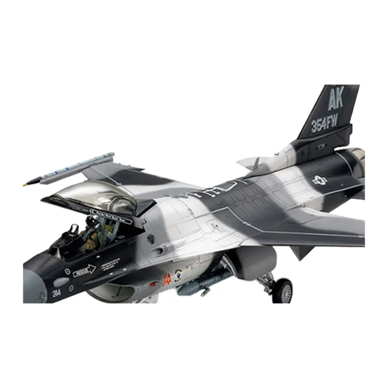 Tamiya F 16C/N Falcon Fighter Model Kits-3