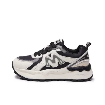 Bull Charm Abrasion Resistant Slip Resistant Low Top Chunky Sneakers Women's