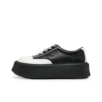 Lost In Echo Low Top Skateboard Shoes Women's