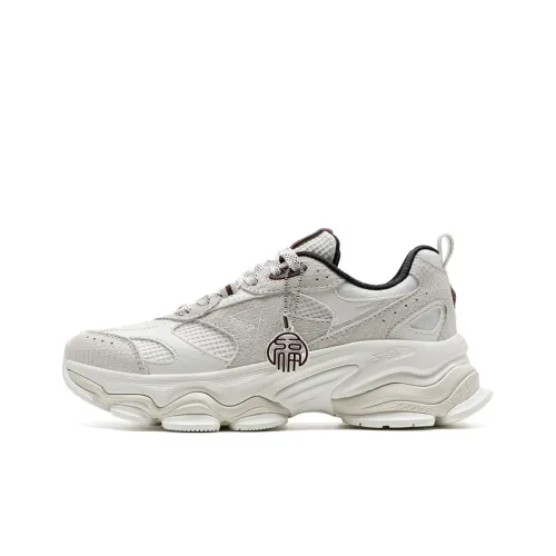 XTEP Shanhai Collection Anti Slip Wear Resistant Low Top Casual Shoes Women's Ecru