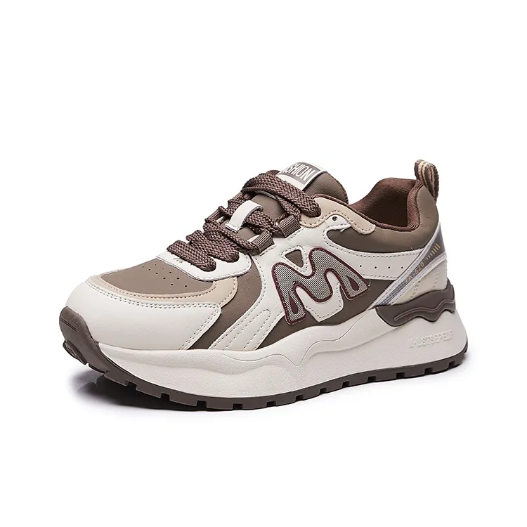 Bull Charm Abrasion Resistant Slip Resistant Low Top Chunky Sneakers Women's-7