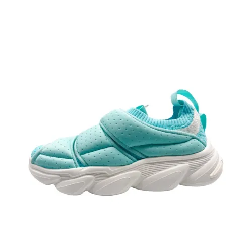 QIANJIN Slip Resistant Coverage Lightweight Low Top Casual Shoes Women's Bright Green