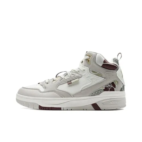 XTEP Anti Slip Wear Resistant Mid Top Skateboard Shoes Men's Gray White Red