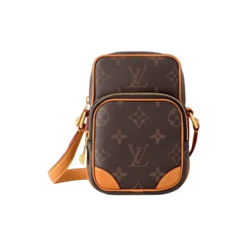 LOUIS VUITTON Amazone