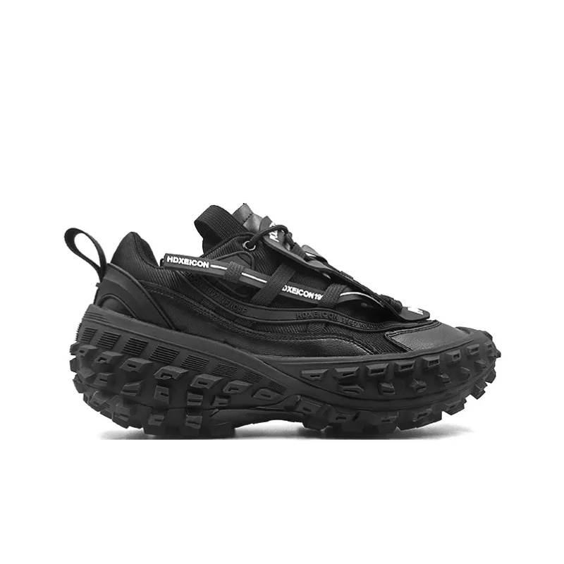 Hong Kong Meng Chunky Sneakers Unisex Low Top Black-2