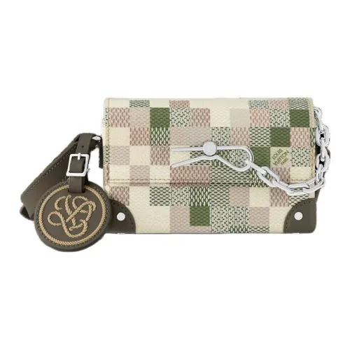 LOUIS VUITTON Steamer Wearable Wallet