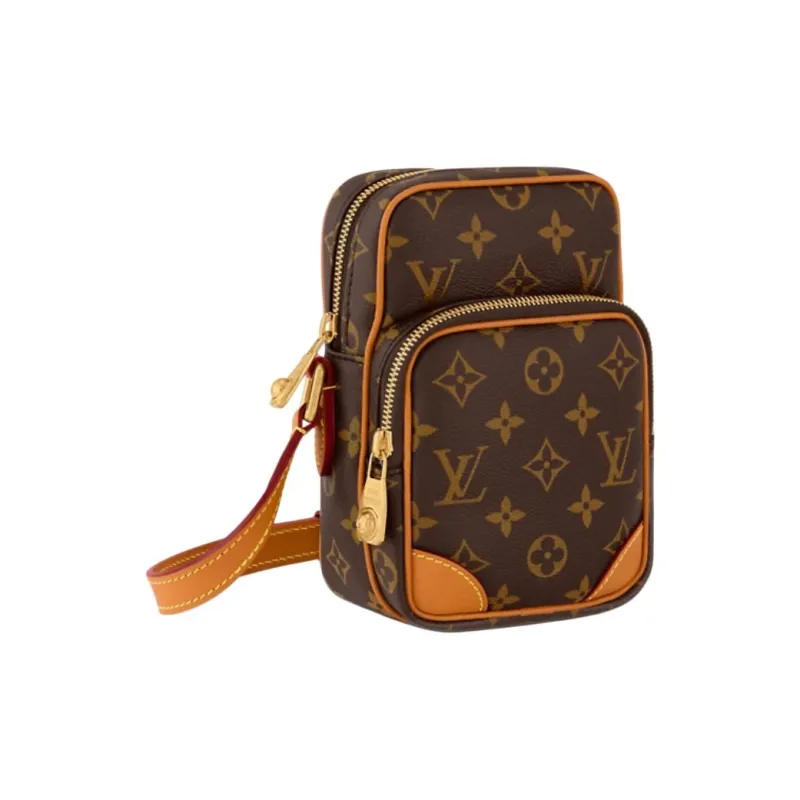 LOUIS VUITTON Amazone-1