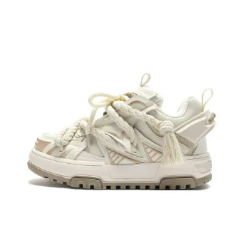 X·LUN Warm Slip Resistant Height Increasing Low Top Skateboard Shoes Unisex Beige