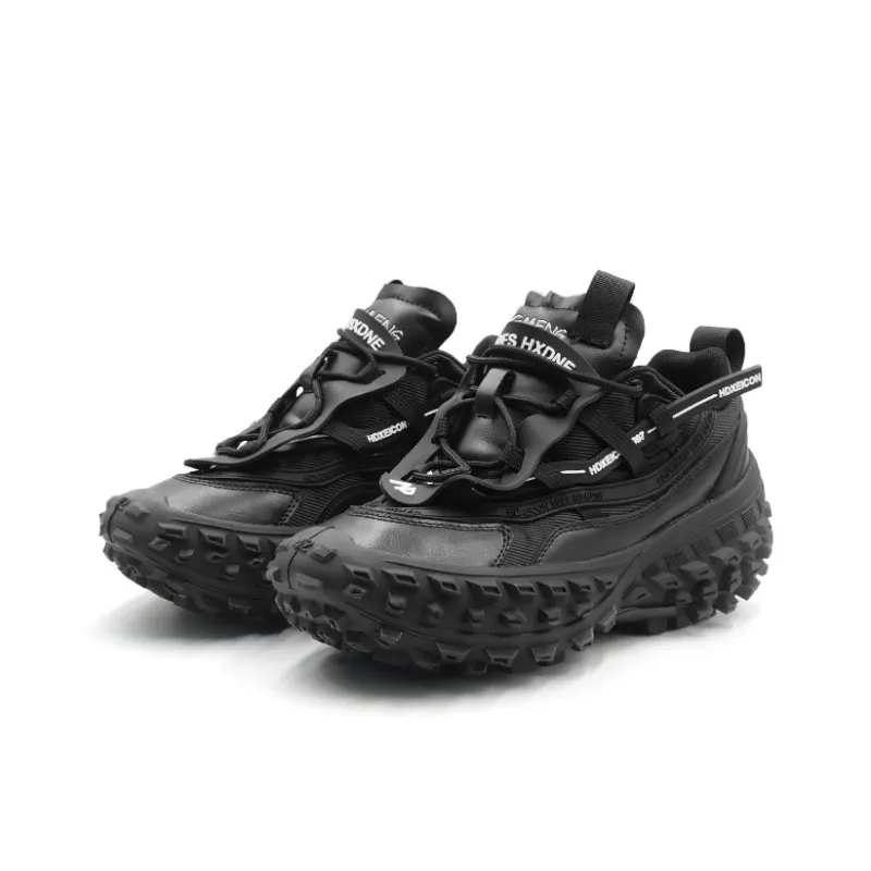 Hong Kong Meng Chunky Sneakers Unisex Low Top Black-4