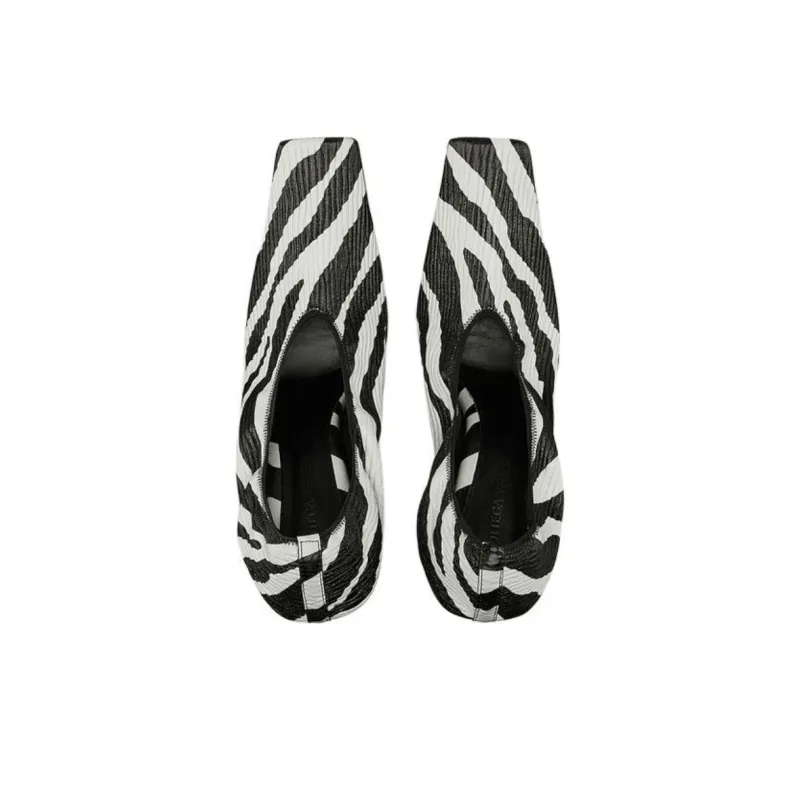 Bottega Veneta Cone Heel High Heels 8.5 Cm Women's Black White-4