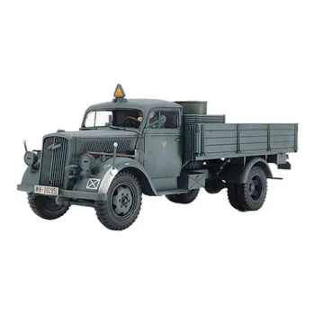 Tamiya 1/483 Ton 4X2 Cargo Truck Model Kits