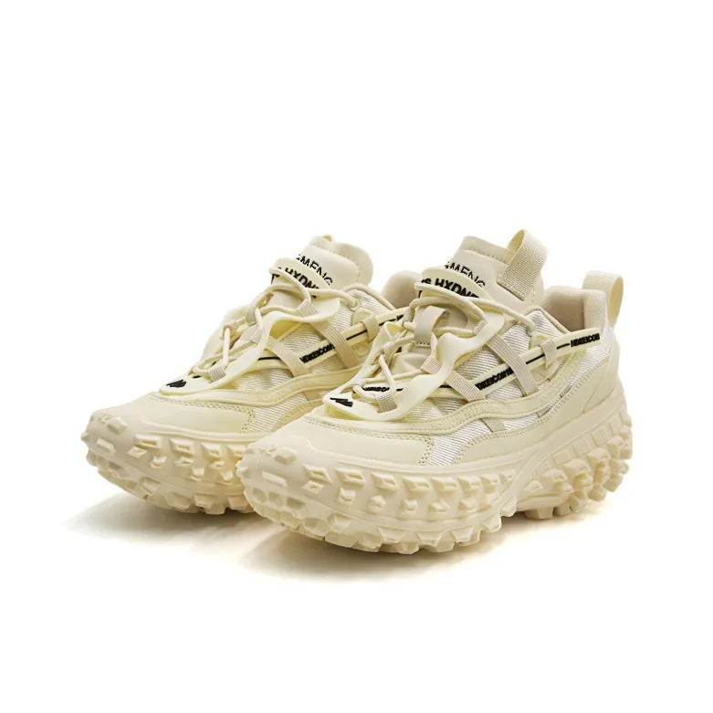 Hong Kong Meng Chunky Sneakers Unisex Low Top Beige-3