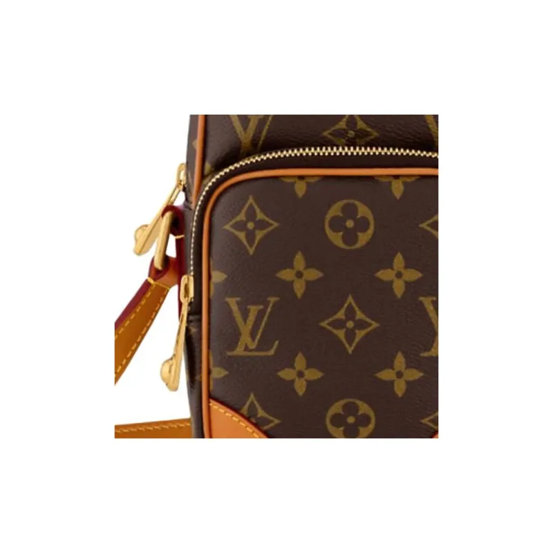 LOUIS VUITTON Amazone-4