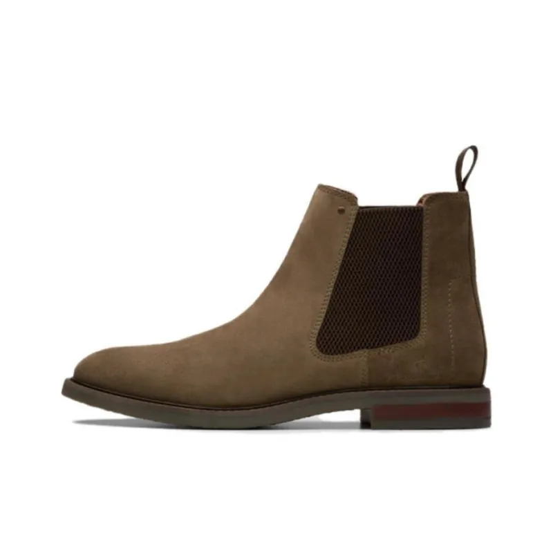 Clarks Chelsea Boots Men's Gray-0