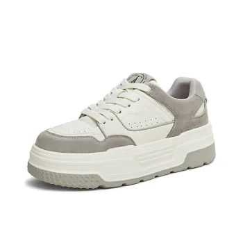 Tata European Style Shoes Abrasion Resistant, Lightweight, And Breathable Low Top Skateboard Shoes Women's
