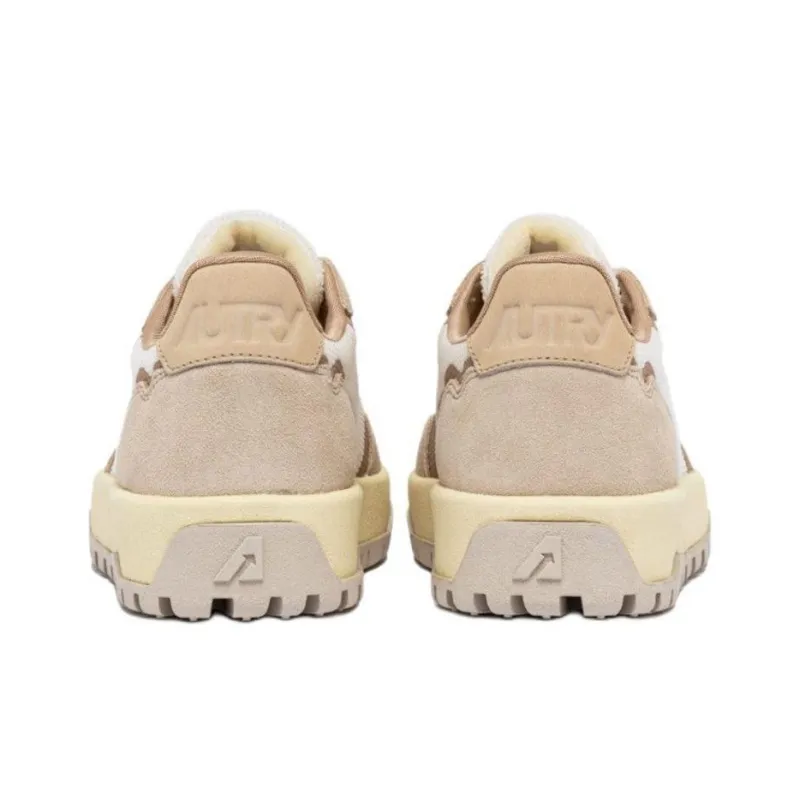 AUTRY WILDPACE Slip Resistant Low Top Skateboard Shoes Women's Ecru-4
